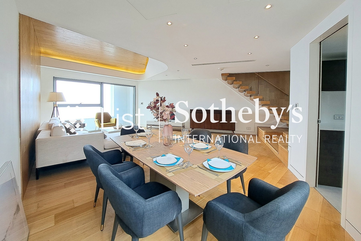 The Repulse Bay 影灣園 | Living and Dining Room