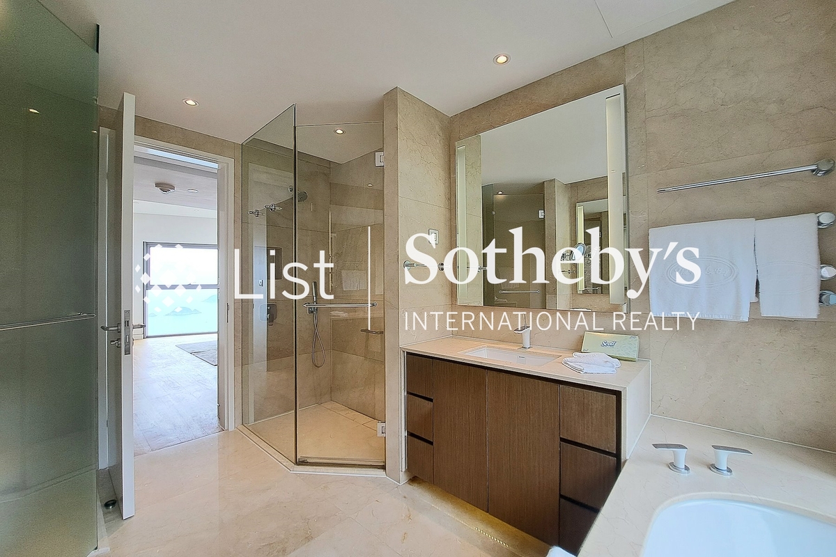 The Repulse Bay 影灣園 | Master Bathroom