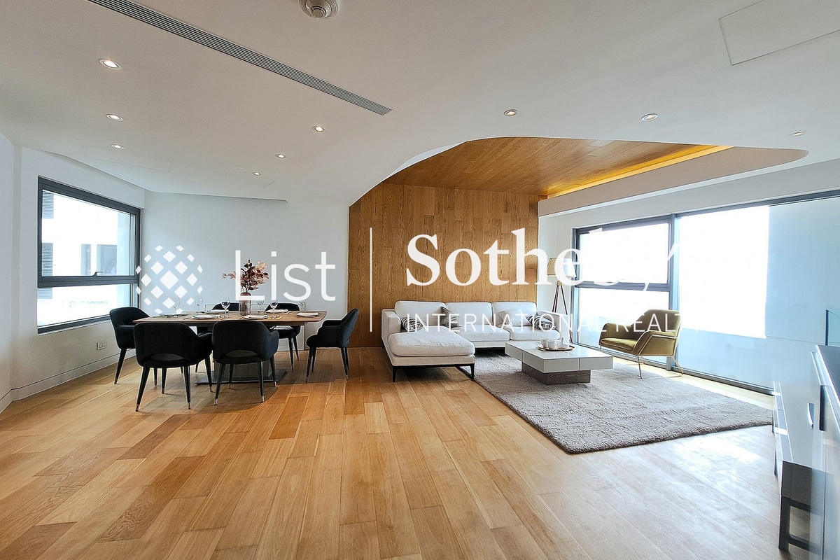 The Repulse Bay 影灣園 | Living and Dining Room