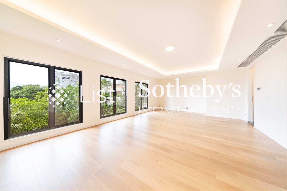 Strawberry Hill 紅梅閣 | Master Bedroom