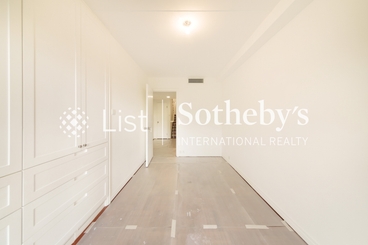 Strawberry Hill 紅梅閣 | 