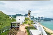 The Repulse Bay 影湾园 | Private Garden off Living and Dining Room