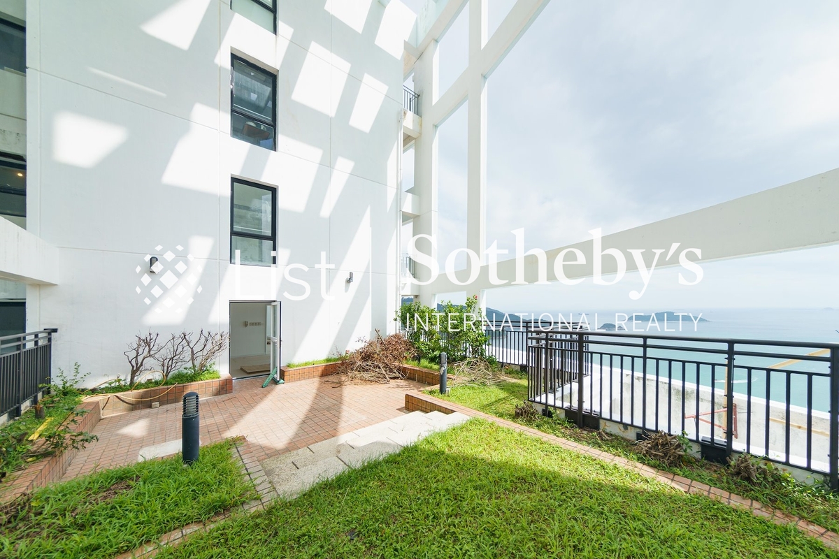 The Repulse Bay 影灣園 | Private Garden off Living Room