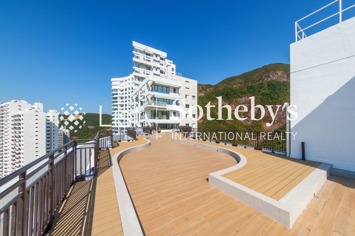 The Repulse Bay 影灣園 | Private Terrace off Living Room