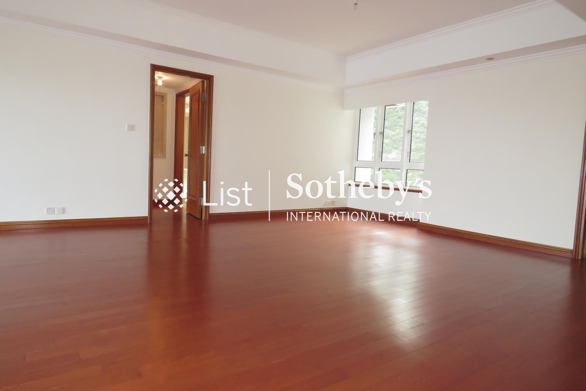 The Repulse Bay 影灣園 | Living and Dining Room