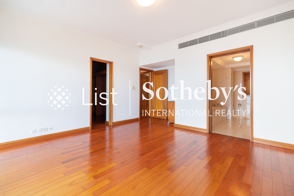 The Repulse Bay 影灣園 | Master Bedroom