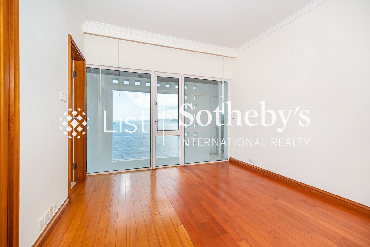 The Repulse Bay 影湾园 | Second En-suite Bedroom