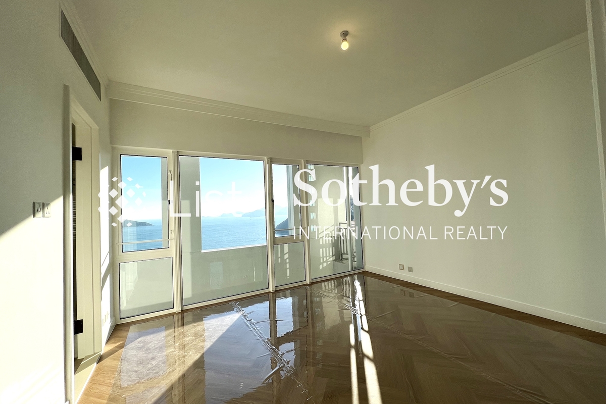 The Repulse Bay 影灣園 | Second En-suite Bedroom