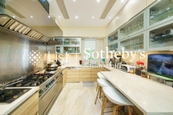 No. 110 Repulse Bay Road 淺水灣道110號 | Kitchen