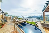 No. 110 Repulse Bay Road 浅水湾道110号 | Private Pool and Garden off Living Room