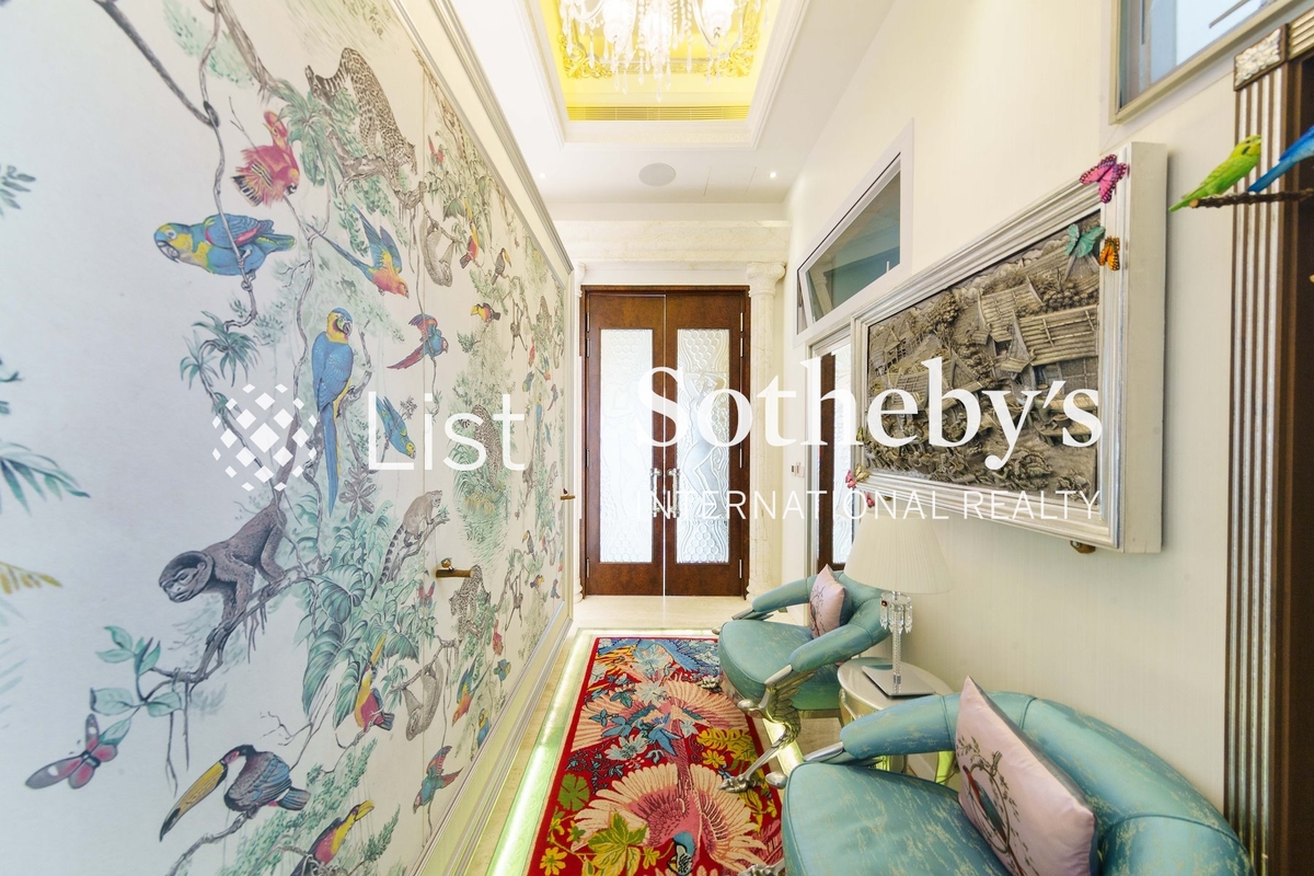 No. 110 Repulse Bay Road 淺水灣道110號 | Foyer