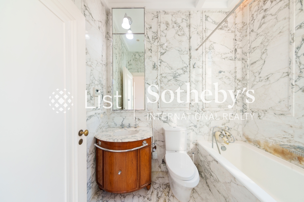 No. 110 Repulse Bay Road 淺水灣道110號 | Third Bathroom