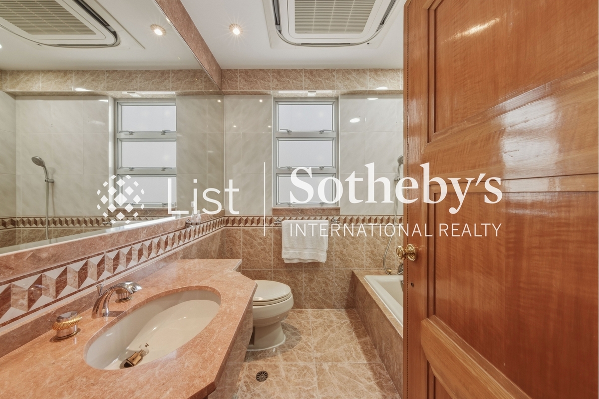Sunshine Villa 陽光花園 | Second En-suite Bathroom