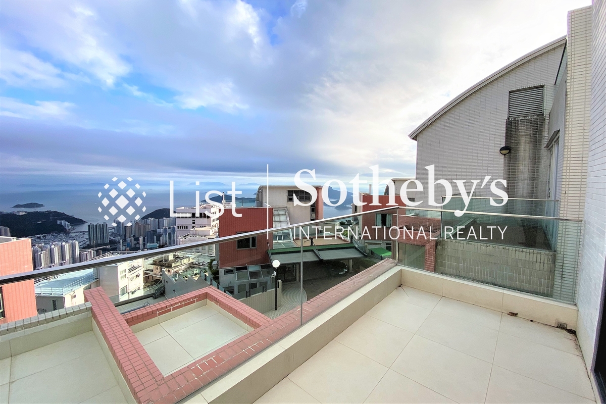 Sunshine Villa 陽光花園 | Balcony off Master Bedroom