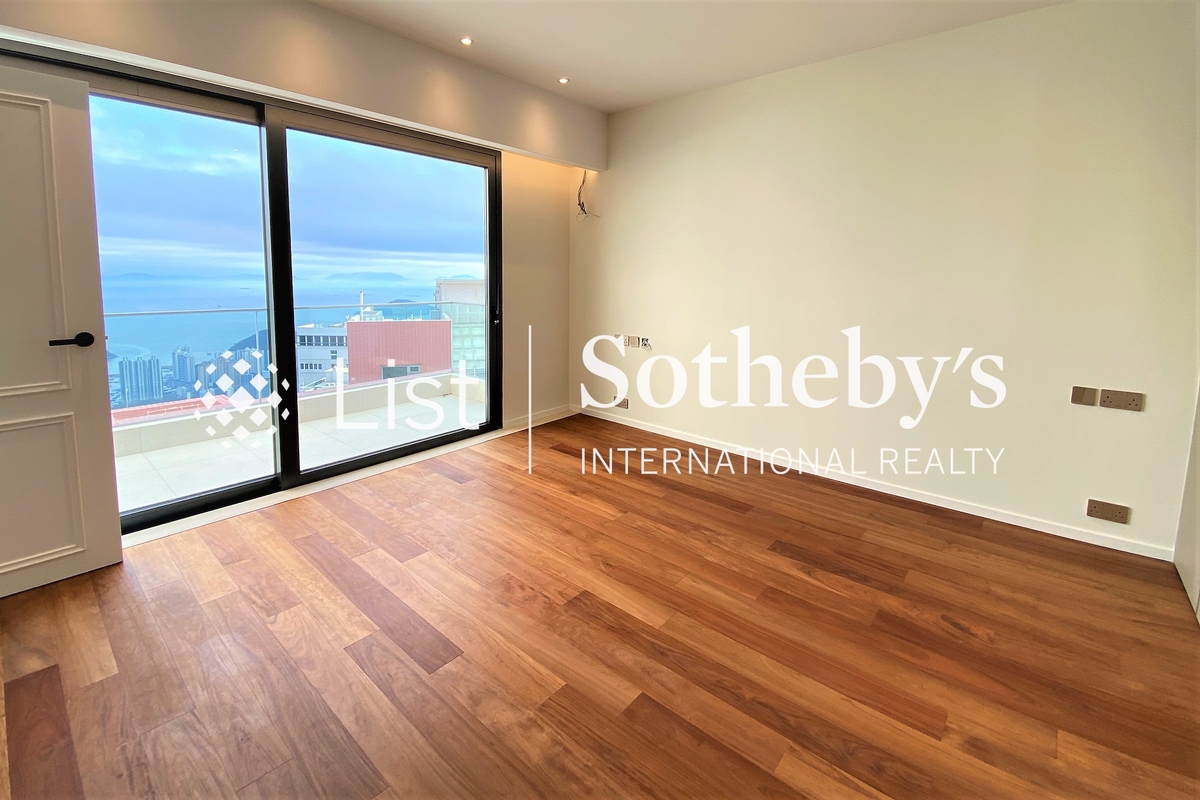 Sunshine Villa 陽光花園 | Master Bedroom