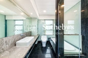 Sunshine Villa 陽光花園 | Master Bathroom