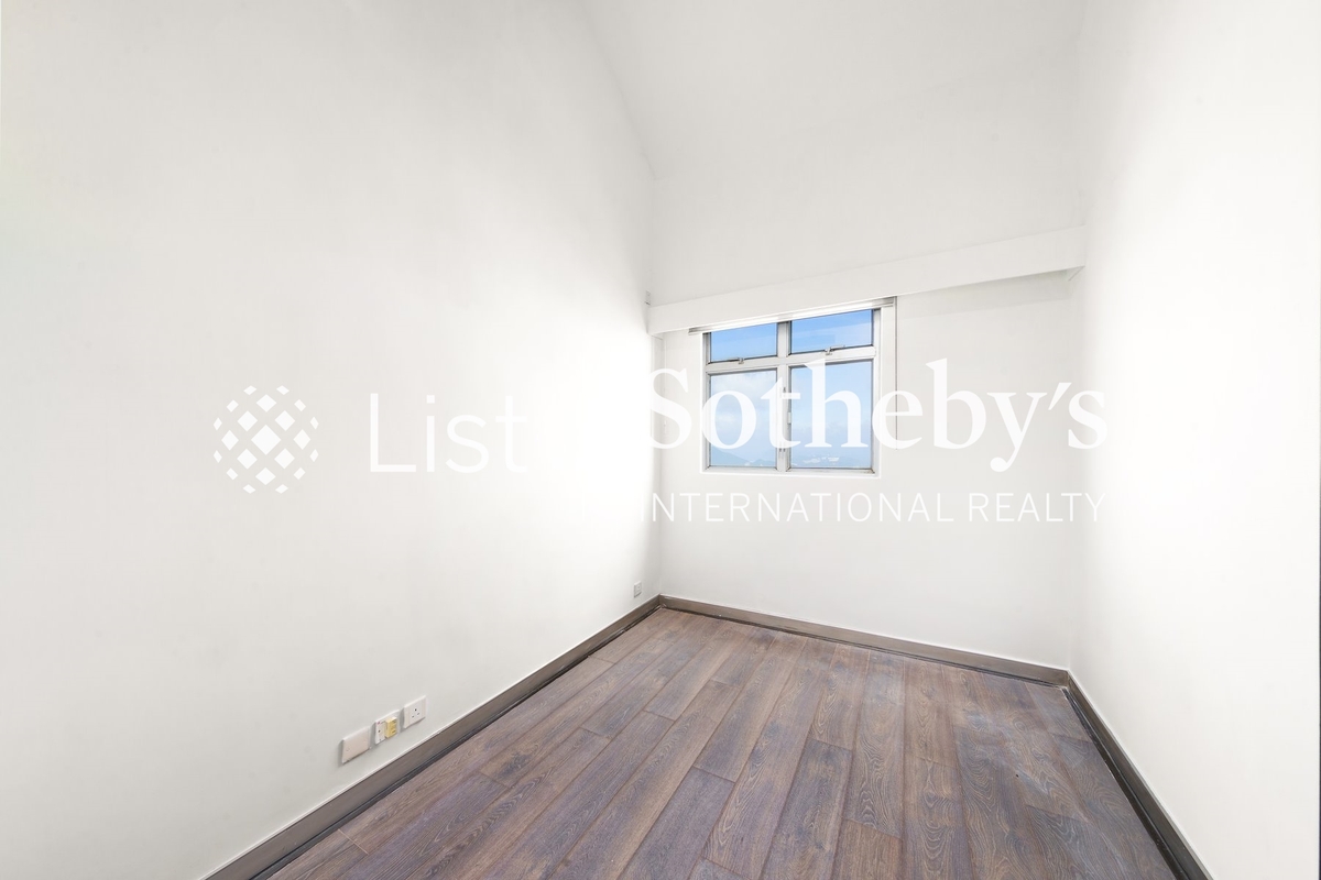 Sunshine Villa 陽光花園 | Third Bedroom