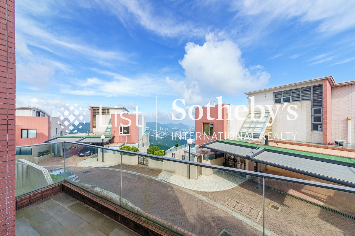Sunshine Villa 陽光花園 | Balcony off Living Room