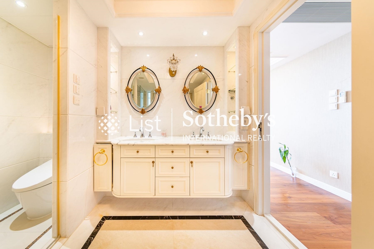 Repulse Bay Towers 保華大廈 | Master Bathroom