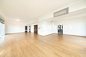 Interocean Court 山顶道26号 | Living and Dining Room