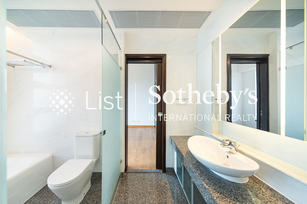 Interocean Court 山顶道26号 | Second En-suite Bathroom