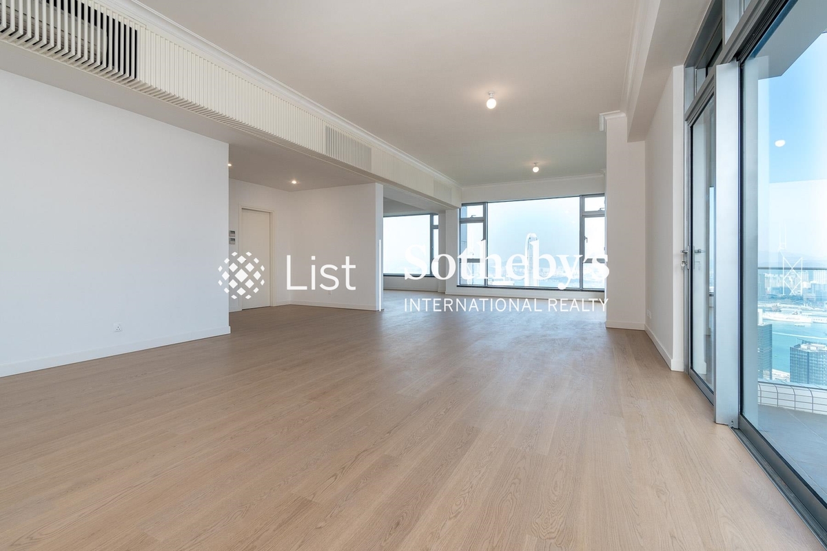 Interocean Court 山頂道26號 | Living Room