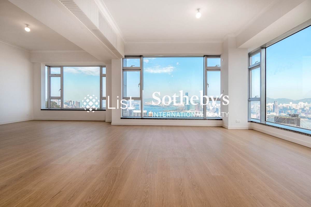 Interocean Court 山頂道26號 | Living Room