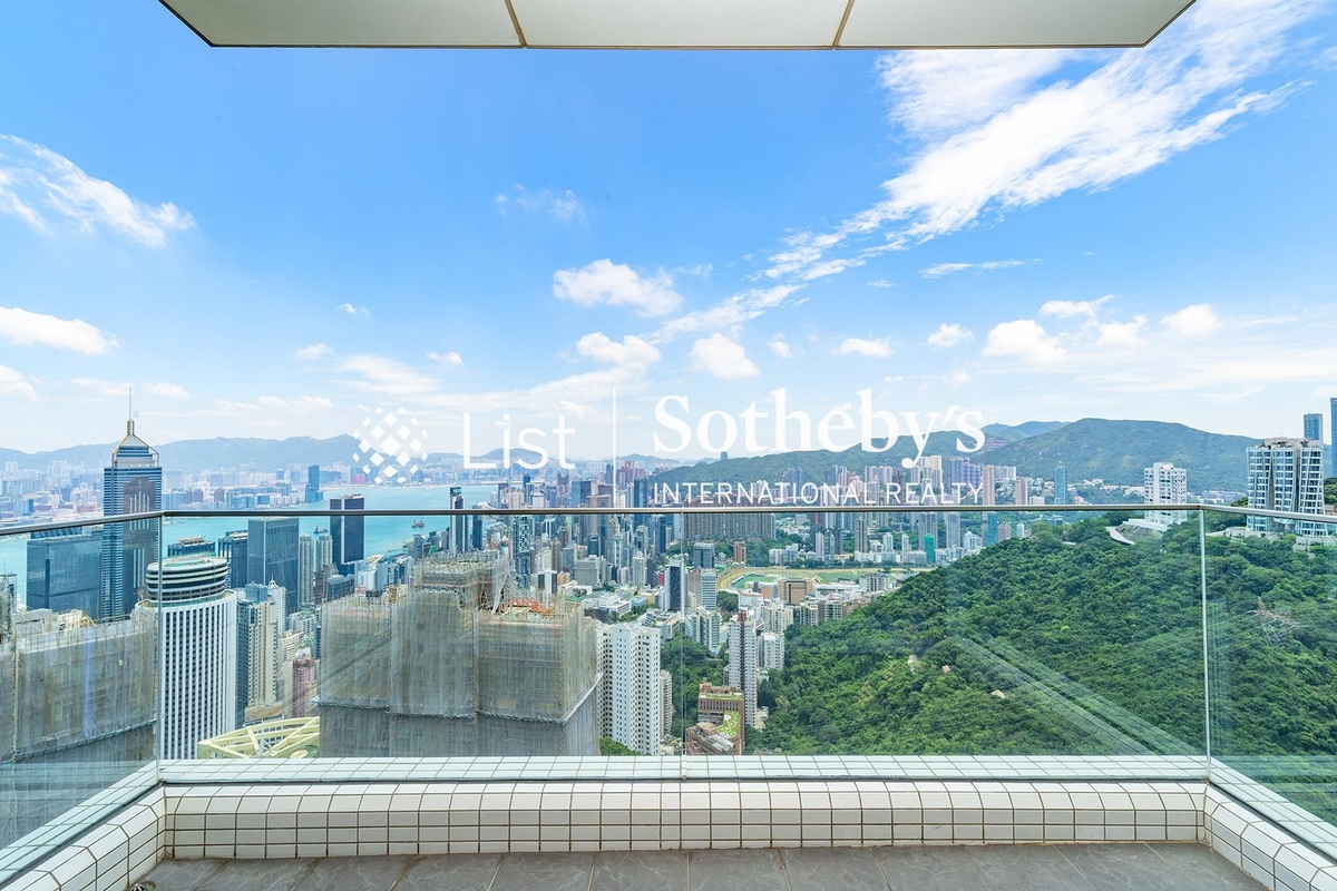 Interocean Court 山顶道26号 | Balcony off Living and Dining Room