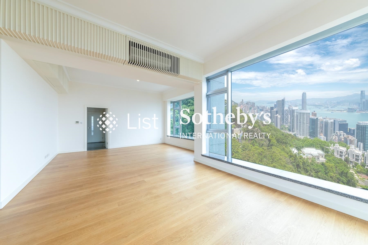 Interocean Court 山顶道26号 | Living and Dining Room