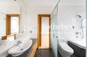 Interocean Court 山頂道26號 | Second Ensuite Bathroom