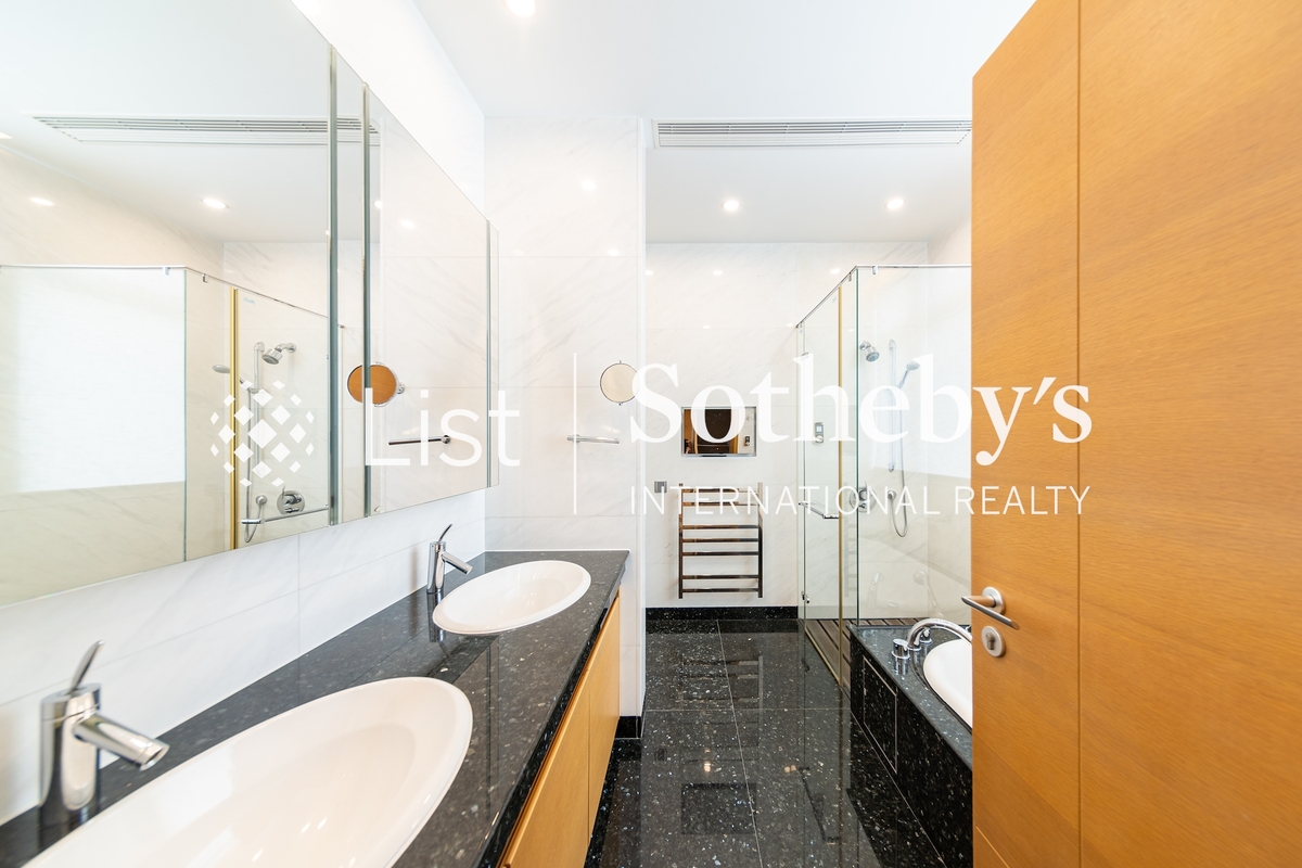 Interocean Court 山頂道26號 | Master Bathroom