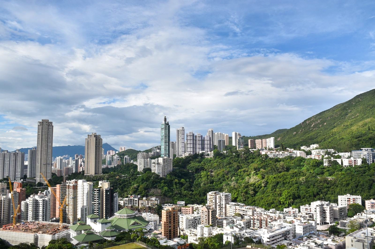 Valley View 欣景台 | View from Living and Dining Room