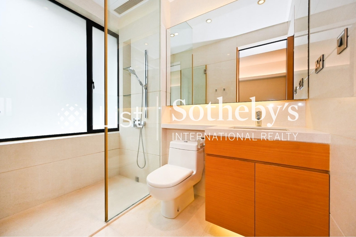 Valley View 欣景台 | Second En-suite Bathroom