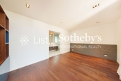 Leon Court 利安阁 | Master Bedroom
