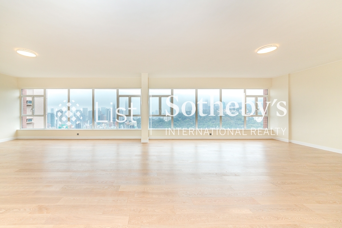 Leon Court 利安閣 | Living and Dining Room