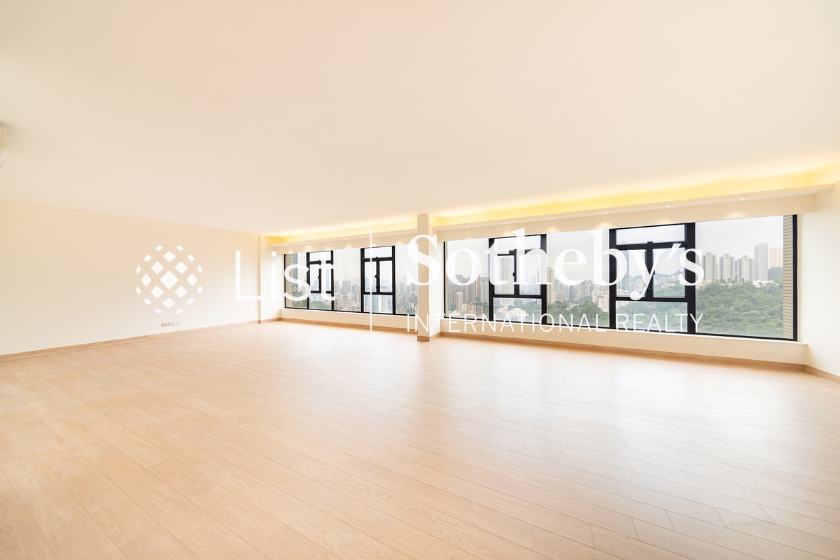 Leon Court 利安閣 | Living and Dining Room