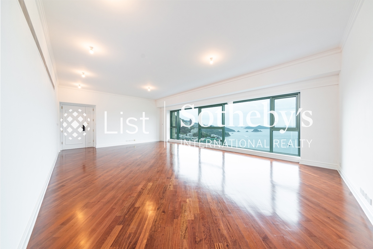 127 Repulse Bay Road 淺水灣道127號 | Living and Dining Room