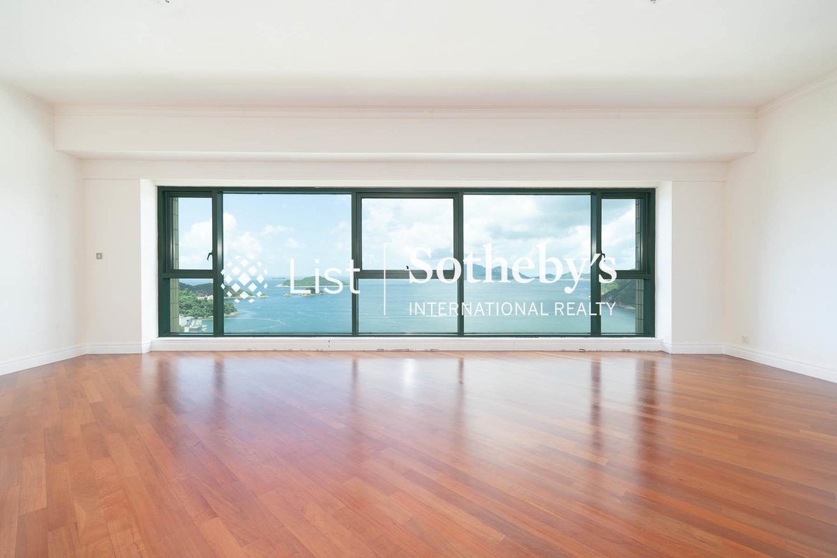 127 Repulse Bay Road 淺水灣道127號 | Living and Dining Room