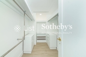127 Repulse Bay Road 浅水湾道127号 | Walk-in Closet in Master Bedroom 