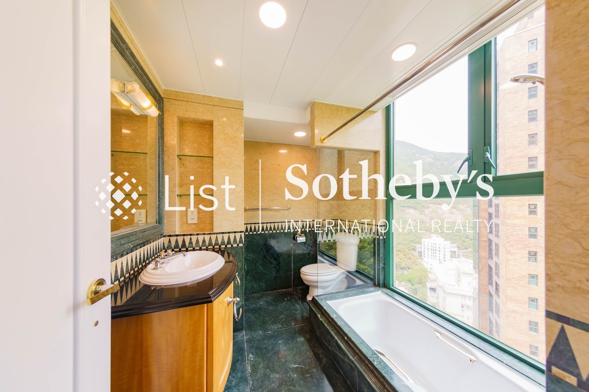 127 Repulse Bay Road 浅水湾道127号 | Second En-suite Bathroom