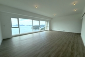 127 Repulse Bay Road 淺水灣道127號 | Living and Dining Room