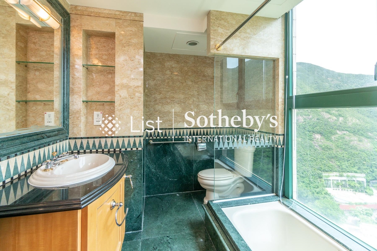 127 Repulse Bay Road 淺水灣道127號 | Second En-suite Bathroom