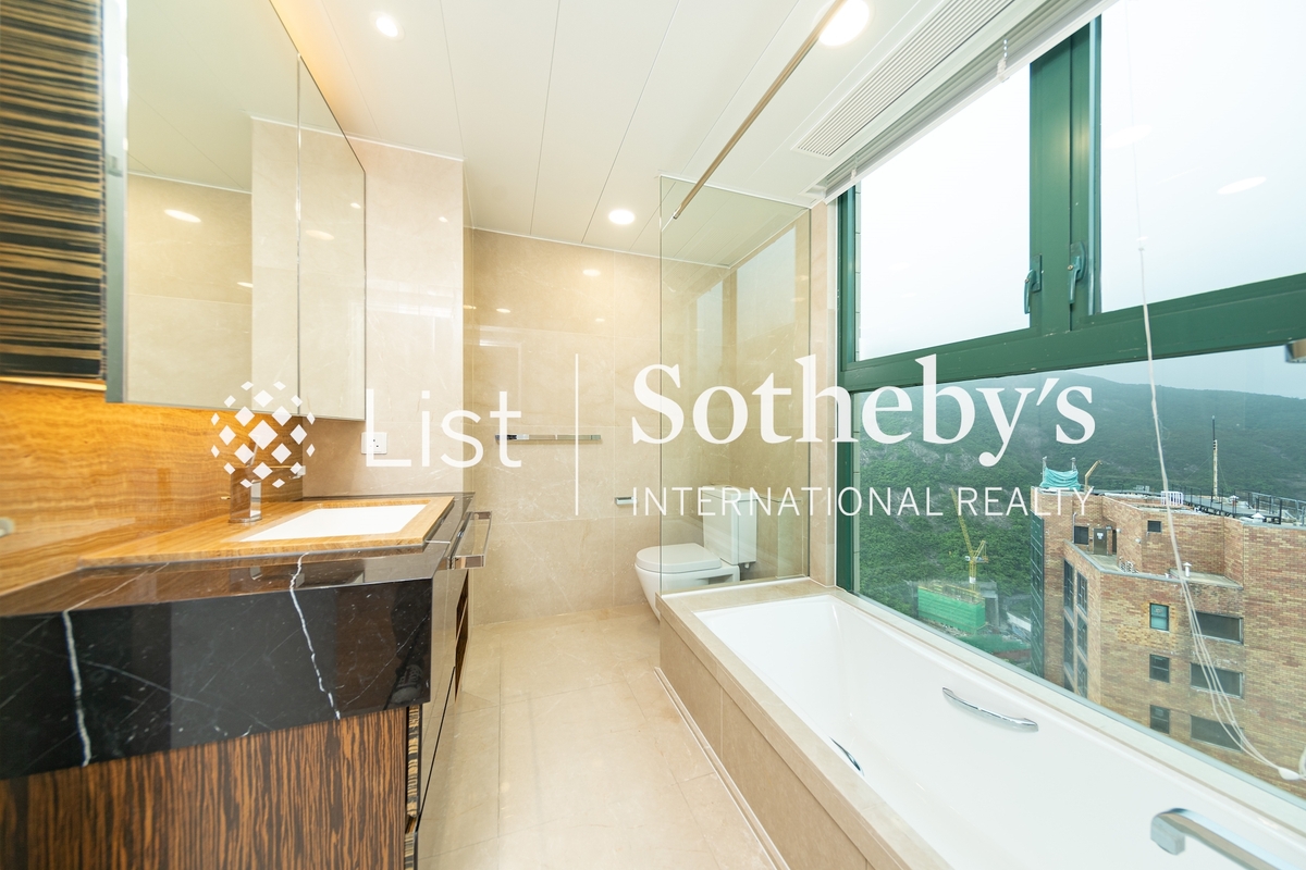 127 Repulse Bay Road 淺水灣道127號 | Second En-suite Bathroom
