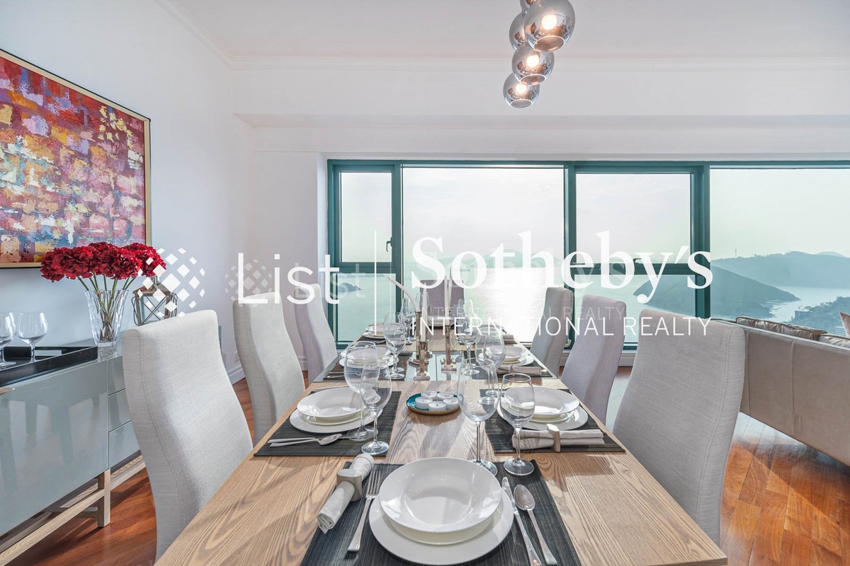127 Repulse Bay Road 浅水湾道127号 | Living and Dining Room