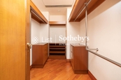 127 Repulse Bay Road 淺水灣道127號 | Walk-in Closet in Master Bedroom