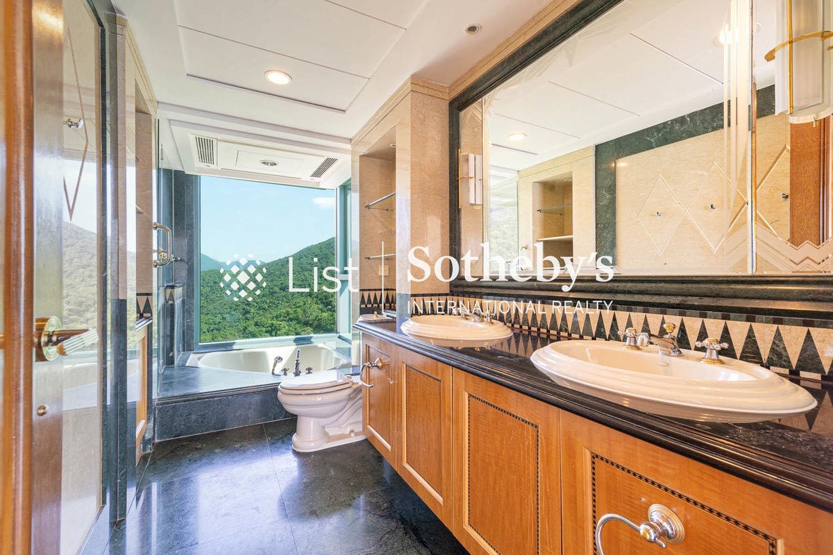 127 Repulse Bay Road 淺水灣道127號 | Master Bathroom