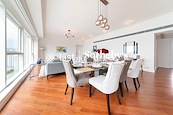 127 Repulse Bay Road 淺水灣道127號 | Living and Dining Room