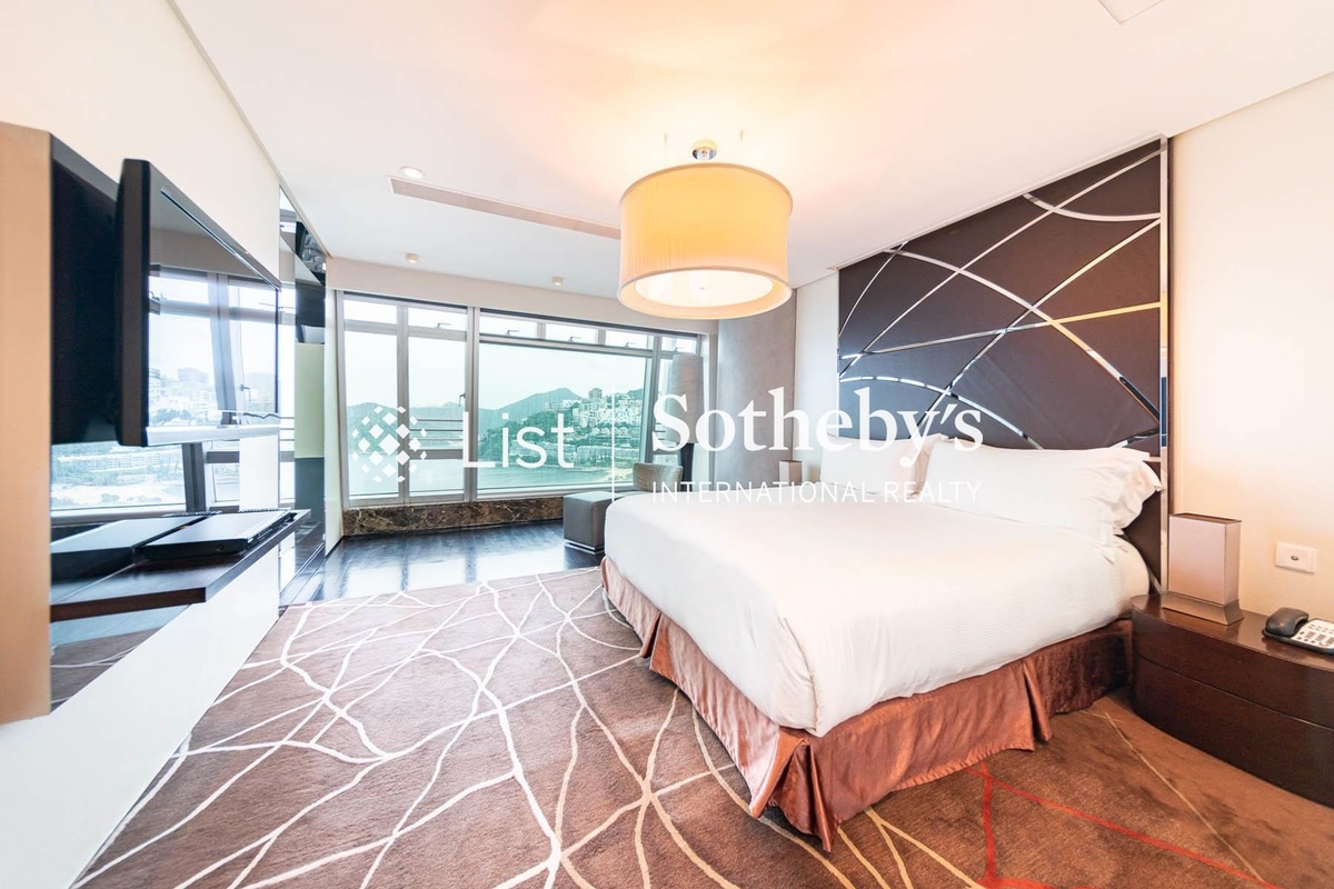 The Lily The Lily | Master Bedroom