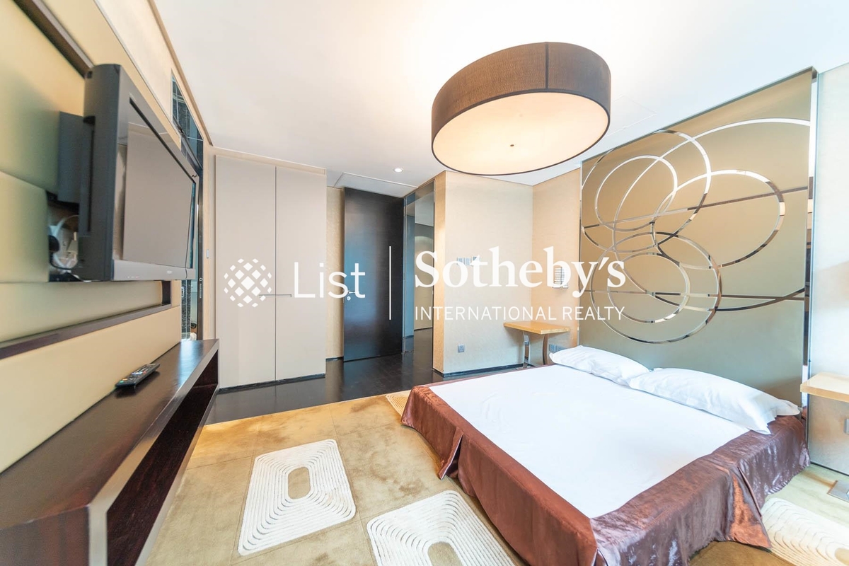 The Lily The Lily | Second En-suite Bedroom