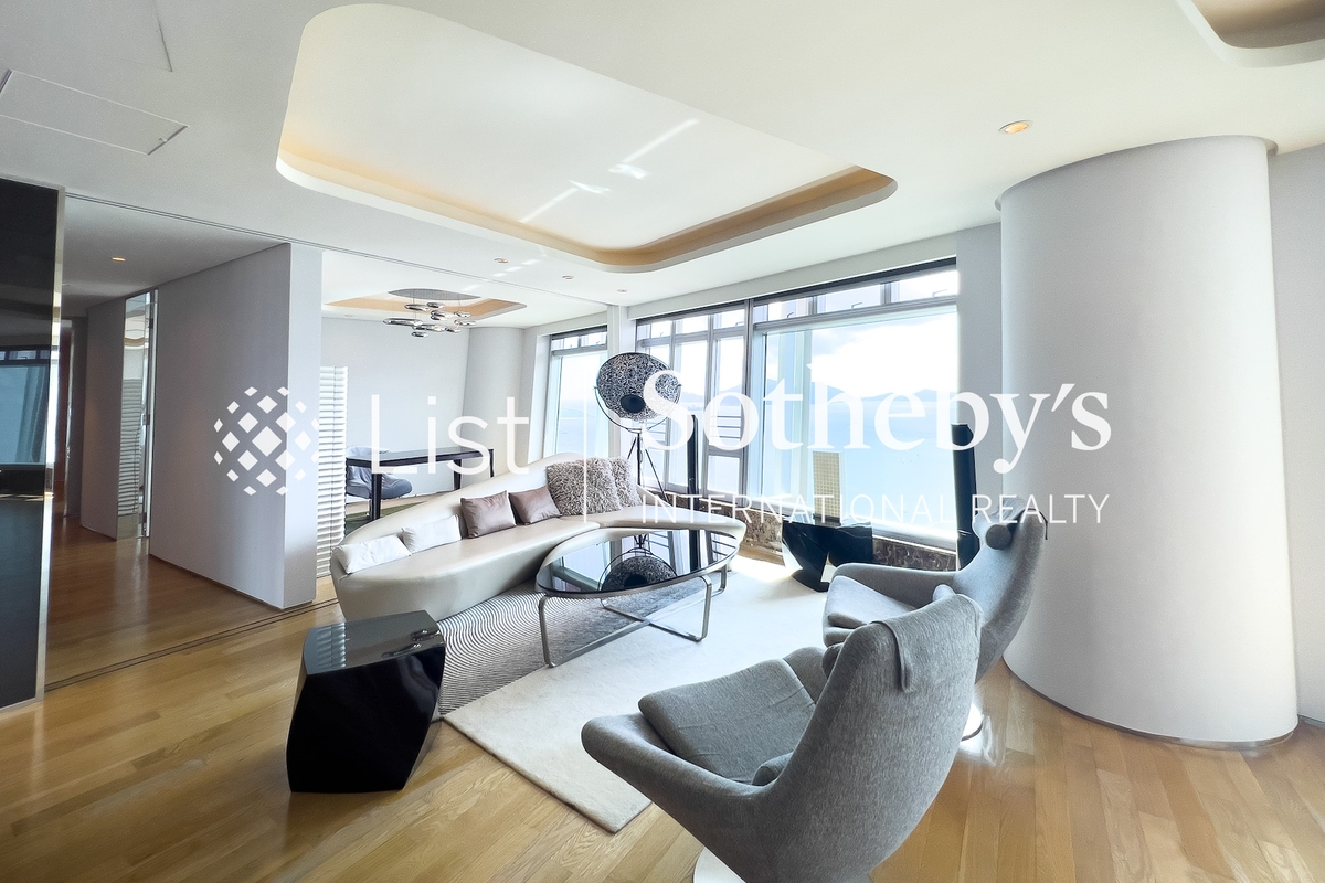 The Lily The Lily | Living Room
